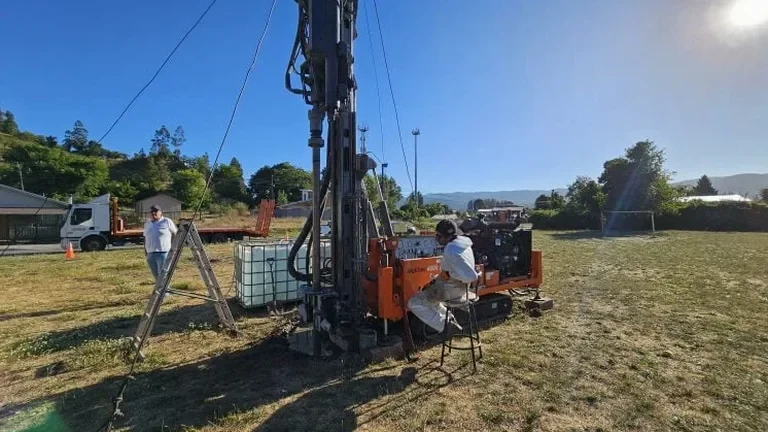 Schürfgrube in Oldenburg: Geotechnische Erkundung für sichere Bauprojekte